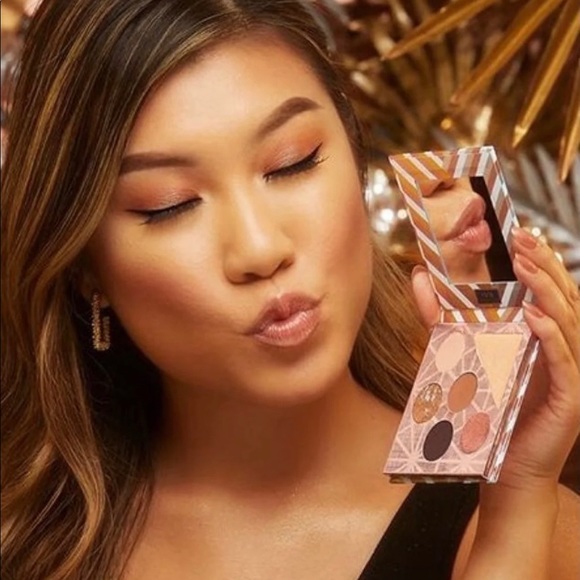 Tarte Gift & Glam collectors set - Picture 6 of 10